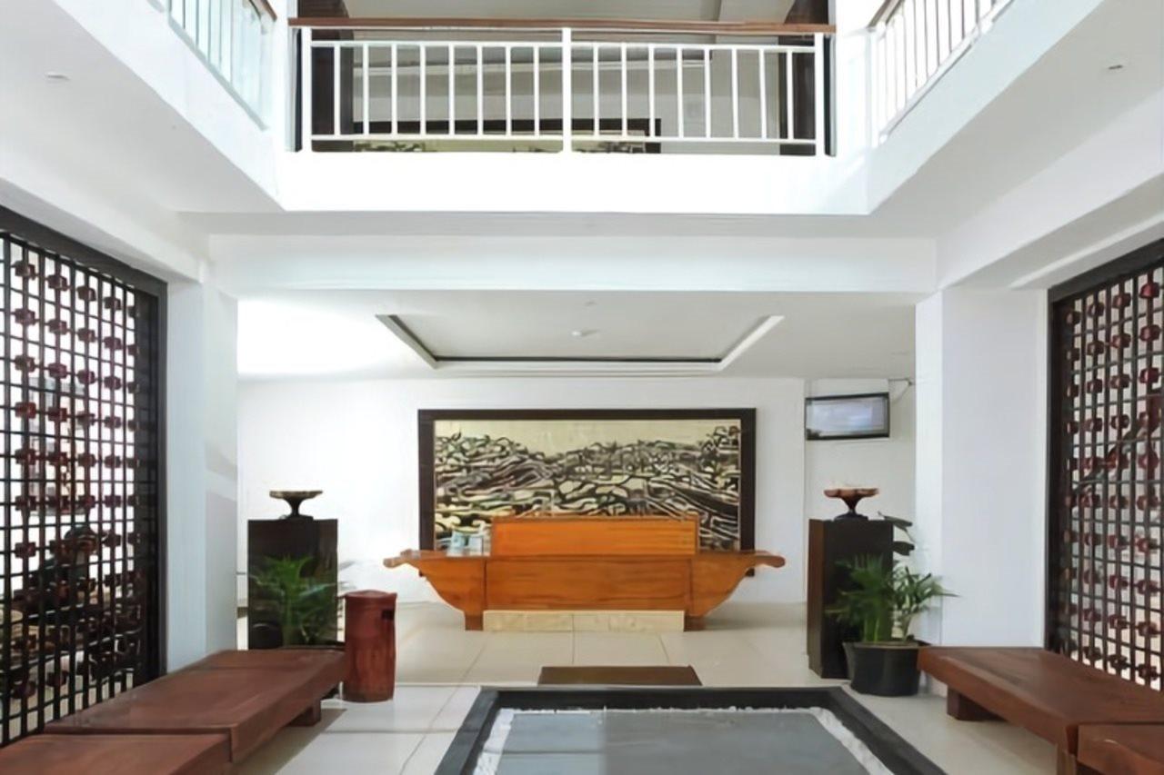 Ozz Hotel Kuta Bali Manage By Ozz Group Exterior foto