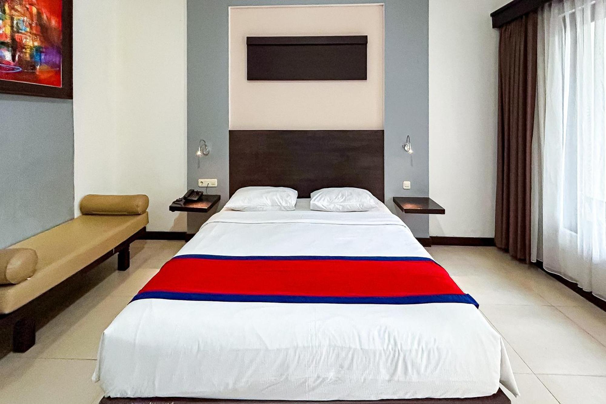 Ozz Hotel Kuta Bali Manage By Ozz Group Exterior foto
